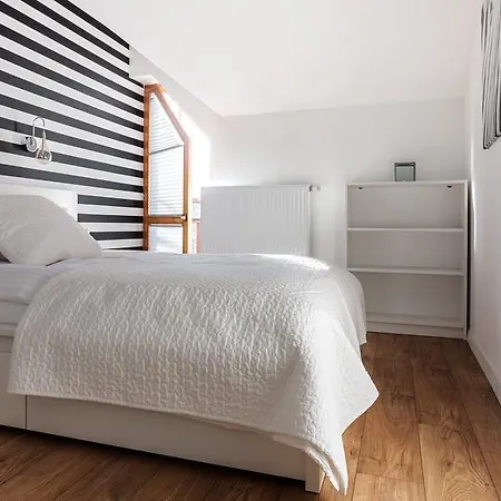 Rent Like - Orkana Apartment *